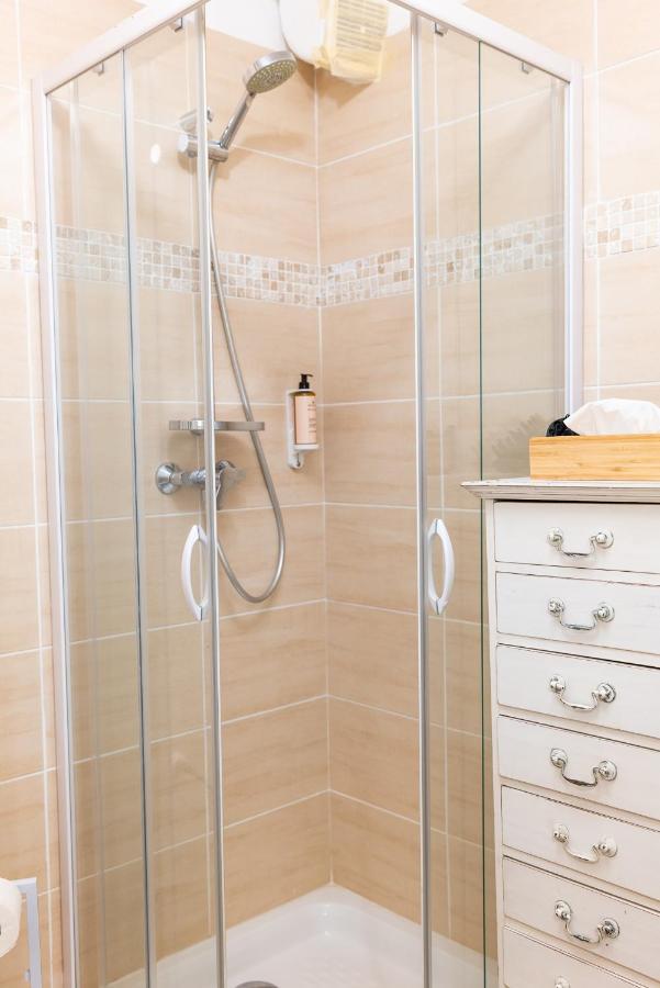 Lou Pitchoun Luxe Et Serenite Au Coeur De Saint-Tropez Suite Familiale Avec Chambre Separee Avec Jardin Enchanteur Pour 4 Adultes Et 1 Enfant 外观 照片